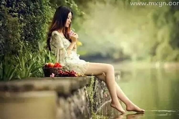 梦见美女撩我什么意思？