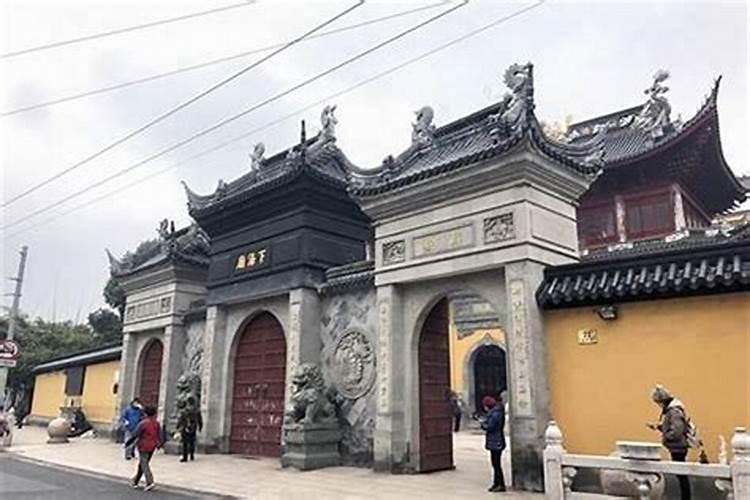 做法事应该选大庙还是小庙？