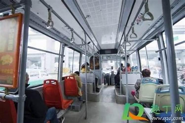 公交车正月初二运行吗？