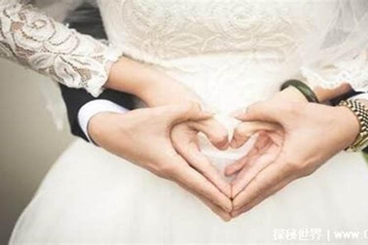 梦见自己结婚是什么？