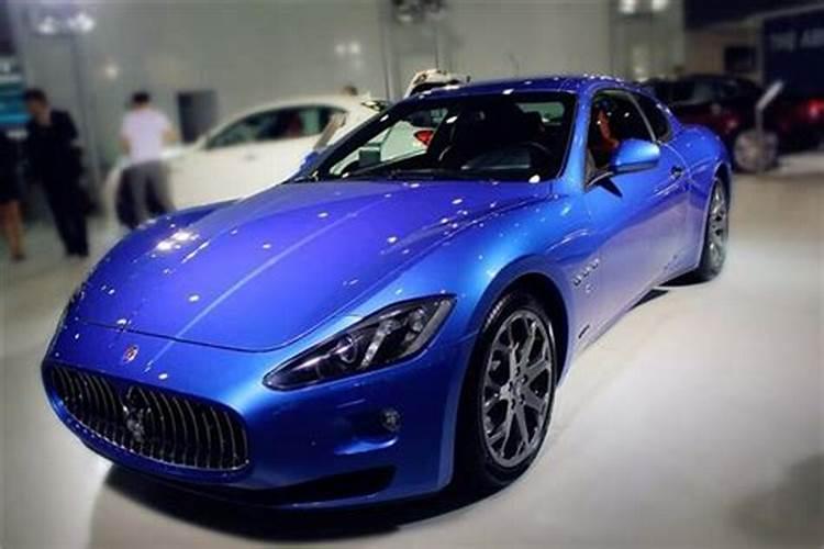 梦见豪华的车队是什么预兆？