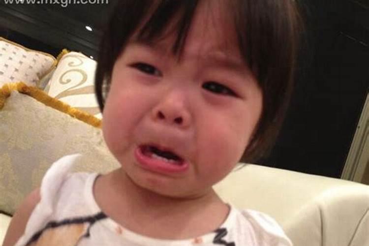 梦见女儿死了哭得伤心欲绝