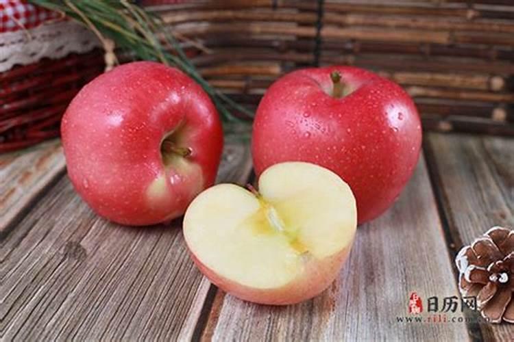 十月初一供几个水果？