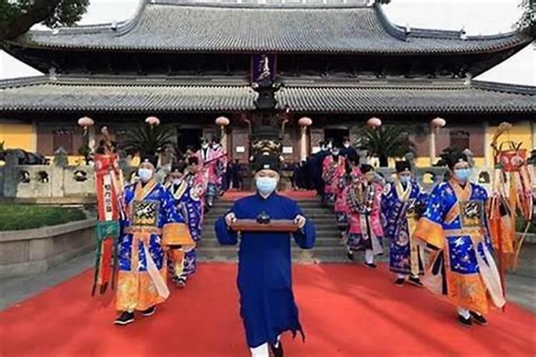 火居道土怎样做法事？