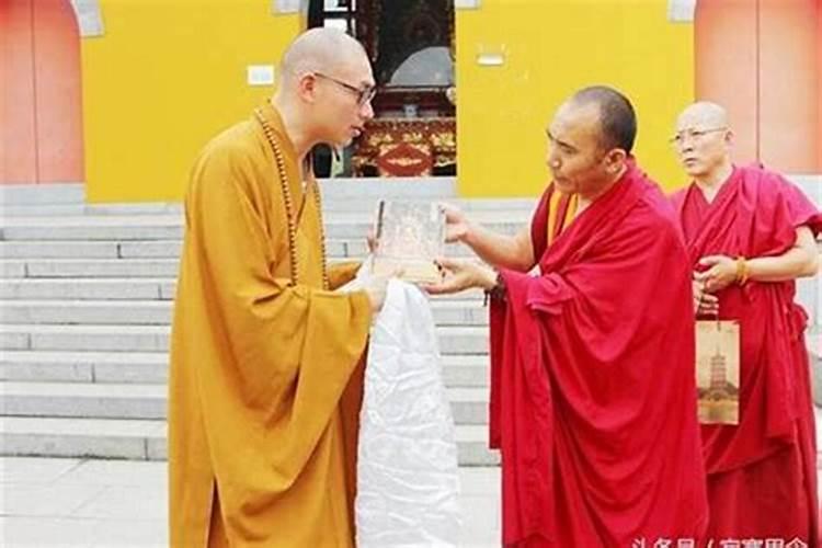 梦见熟悉的坟地着火了