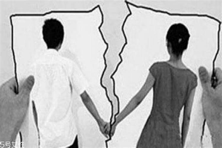 梦到分手半年多的前任？