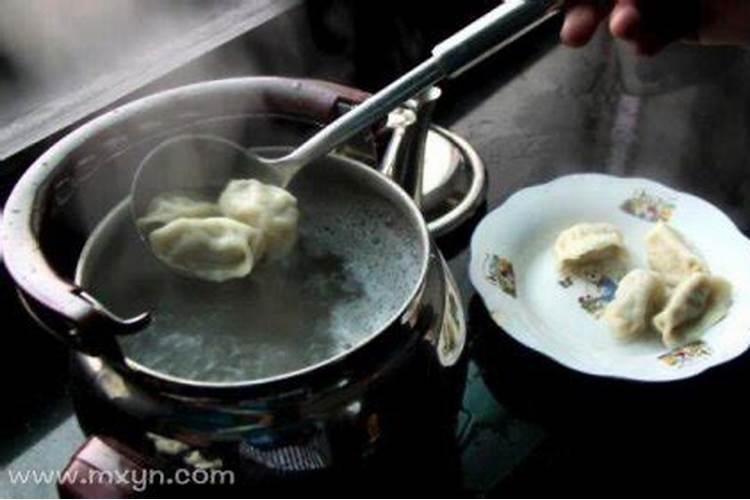 梦见煮饺子是什么意思？