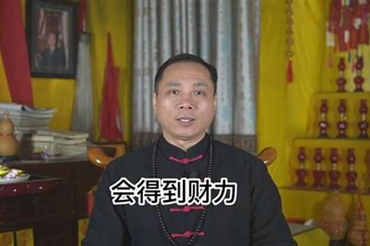 单身女性梦见被表白