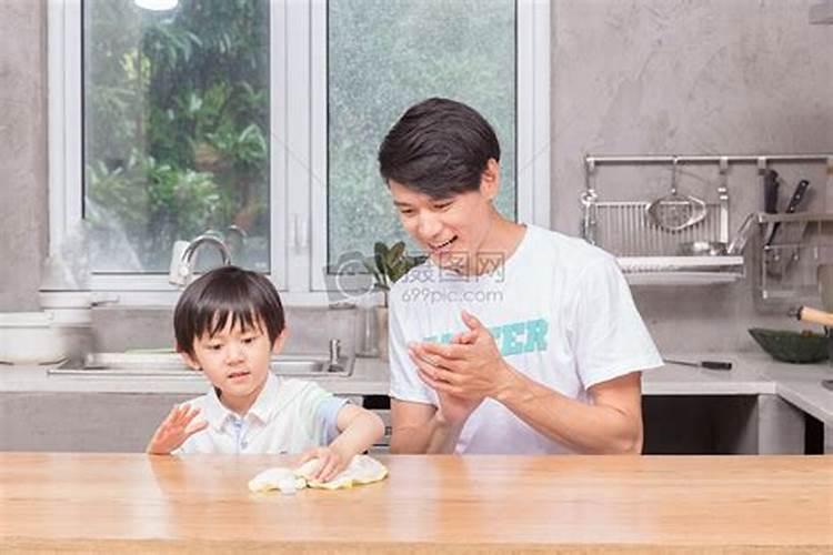 梦见帮小孩子擦粑粑
