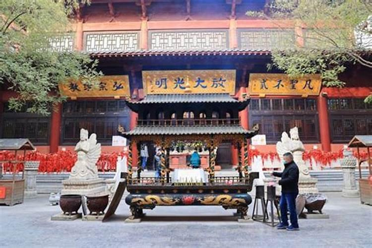 本命年能去观音寺庙吗？