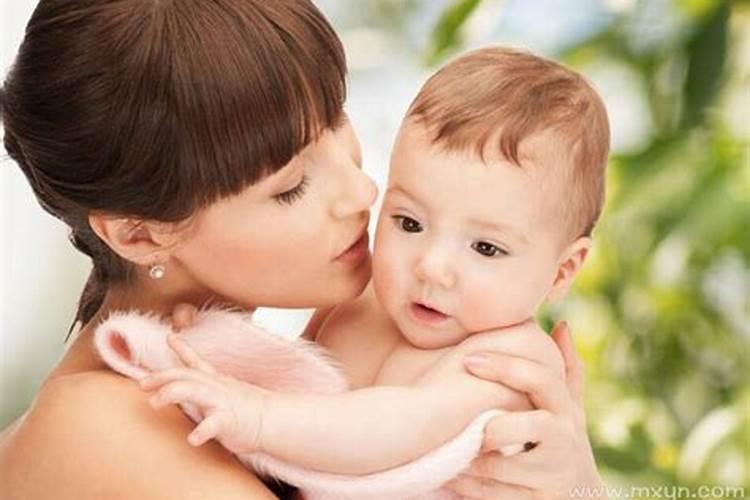 梦见抱了一个婴儿是什么预兆？