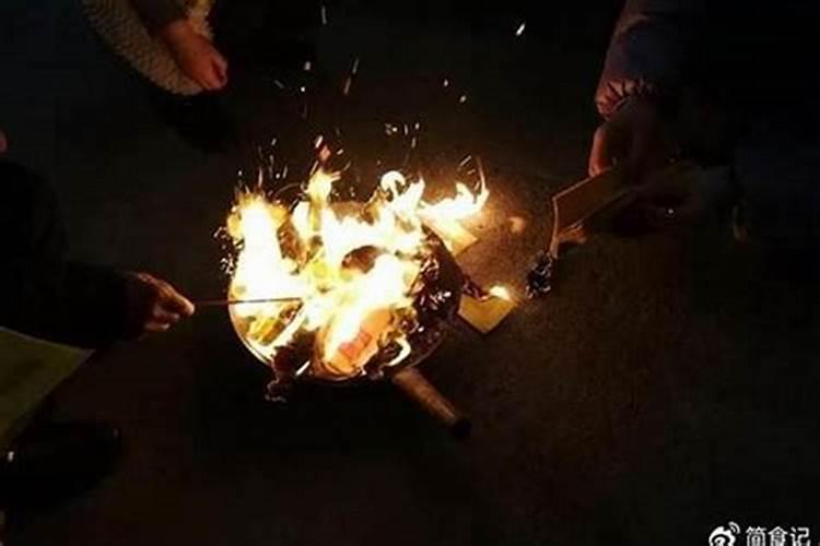 寒衣节露天烧纸情况普遍