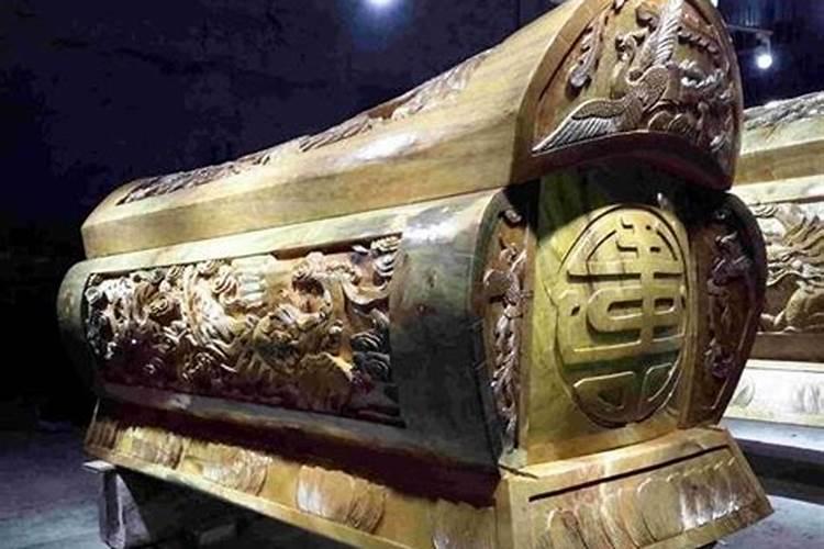 梦到棺材代表什么？