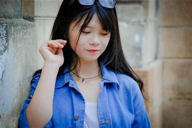 梦见自己喜欢的女同学