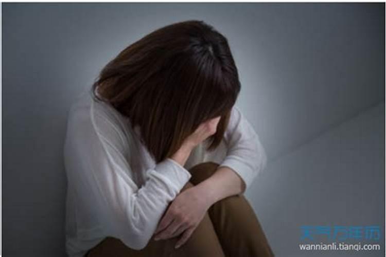 梦见妈妈去世然后哭