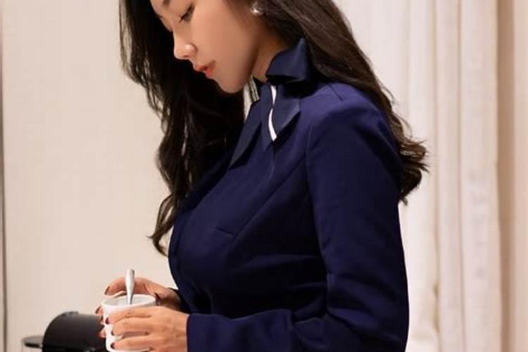 梦到和异性熟人生发关系什么意思？