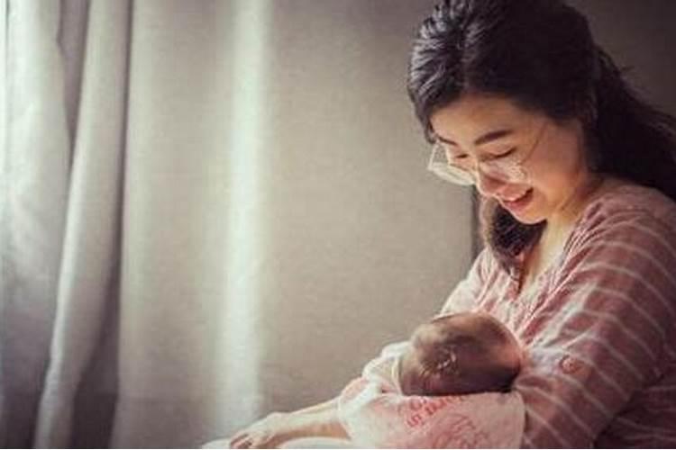 梦见怀孕的女人生了个女儿