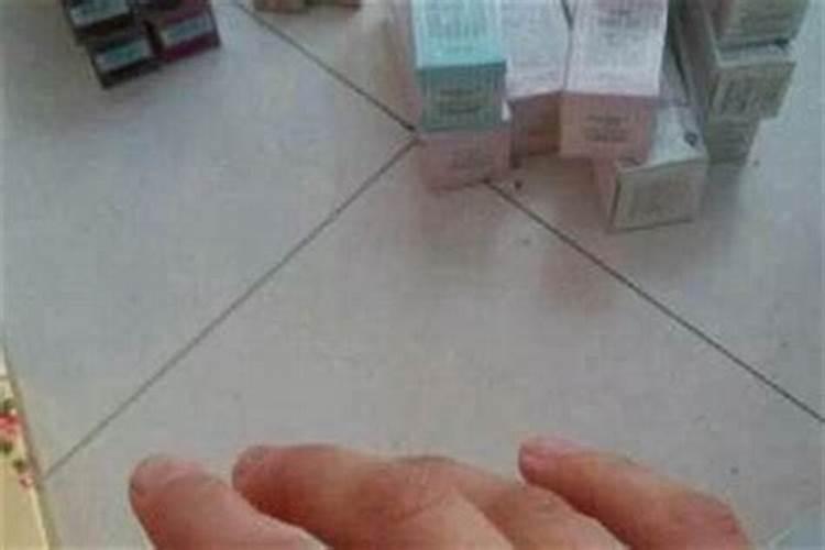 梦见手流血又止住了好不好？