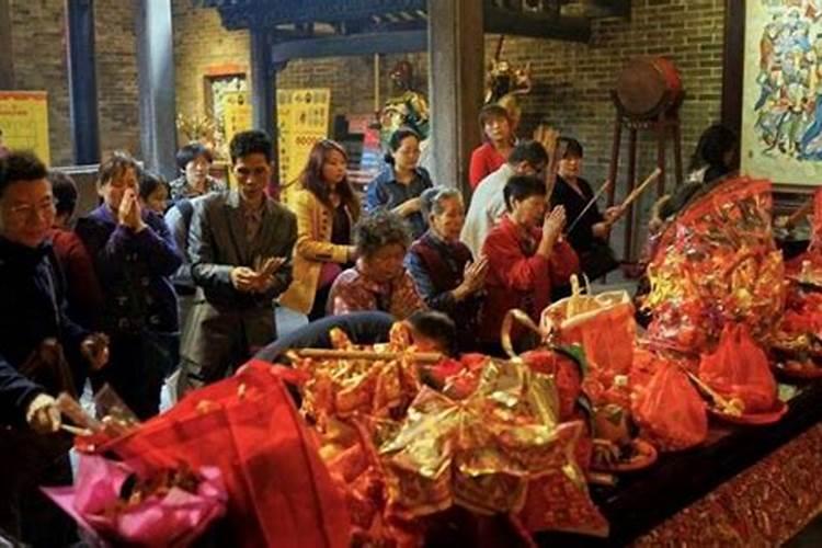 犯太岁要去哪里拜？