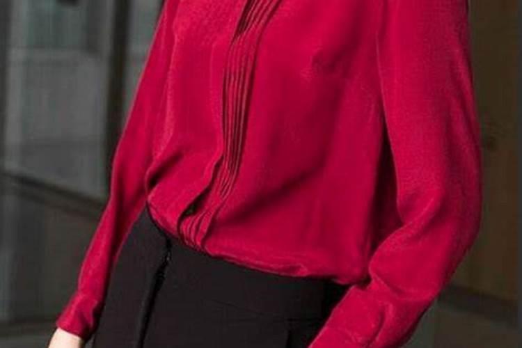 梦到红色衣服什么预兆？