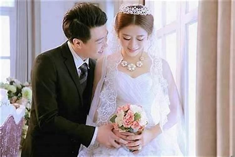 八字中哪个主婚姻？