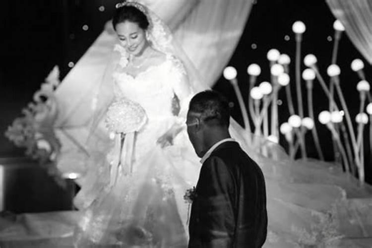 梦到和前妻结婚了是什么意思？