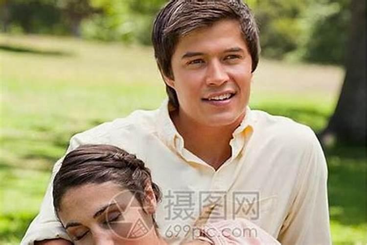梦见女朋友不跟自己一起睡