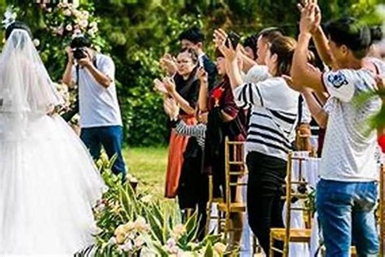 梦见朋友结婚去参加婚礼好不好？