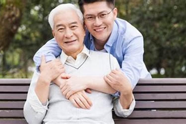 梦见活着的父亲去世是什么意思？
