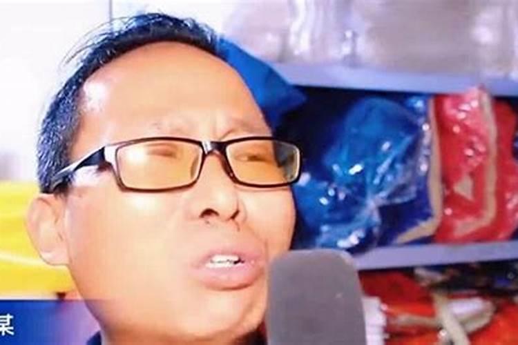男子清明节买祭品被店主暴揍