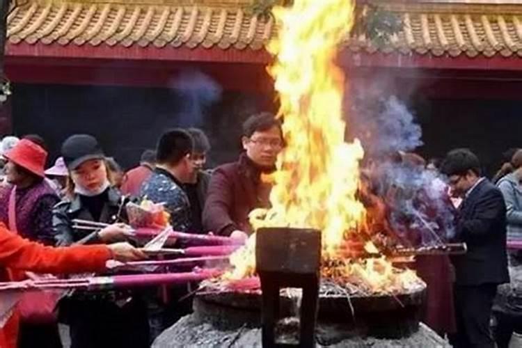 今年腊月二十八能上坟