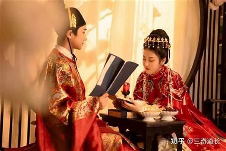 冬月的兔子婚姻都不顺吗？