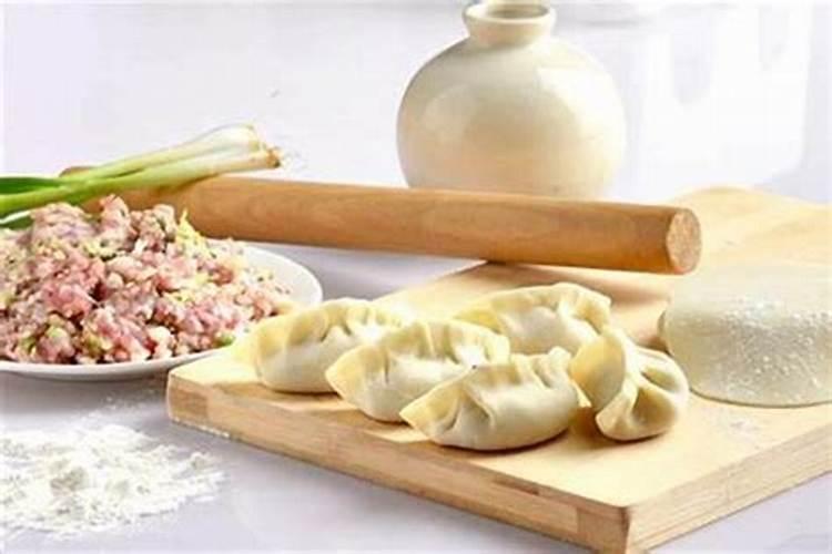 离异女人梦见包饺子