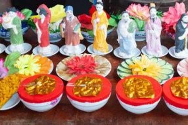 中元节上坟用什么糕点？