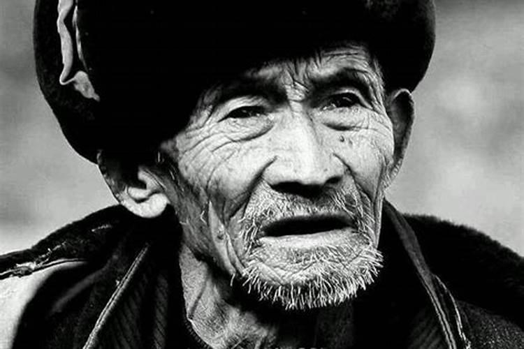 梦见老头是预兆什么？
