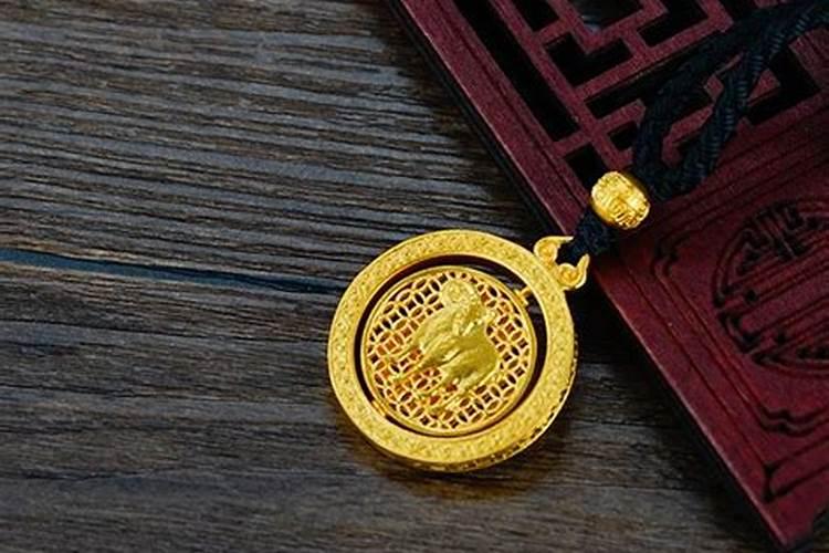 本命年女性适合戴什么样的饰品？