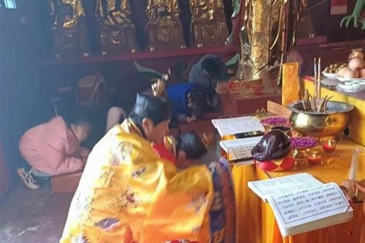 河南道士做法事