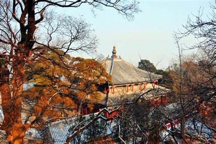 腊月哪天去戒台寺好？