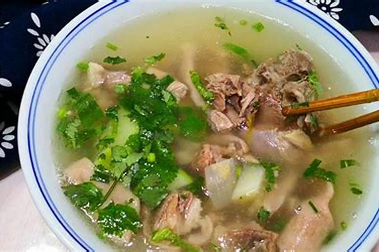 梦见吃羊肉喝羊汤是什么意思？