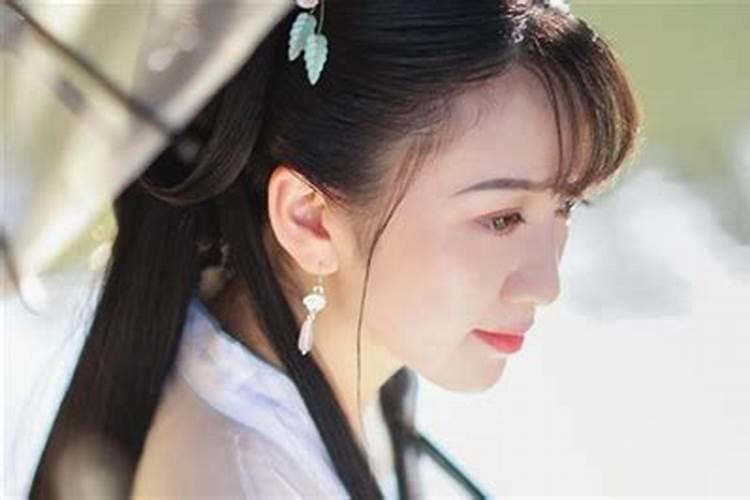 蛇在2025年犯什么太岁？