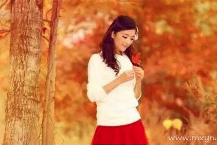 梦见逝去的亲人要衣服