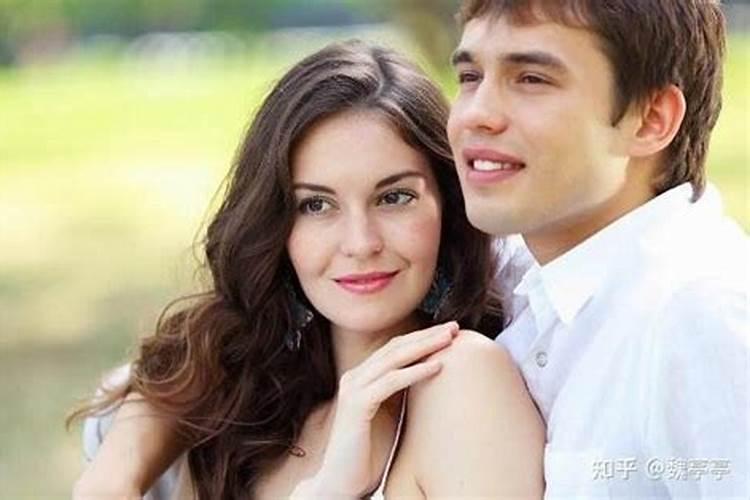 梦见刚认识的异性给他回消息