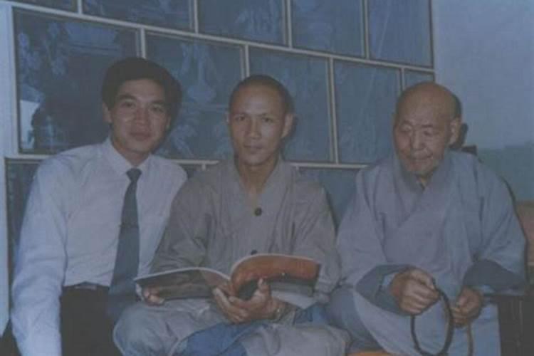 黄元申给陈百强做法事