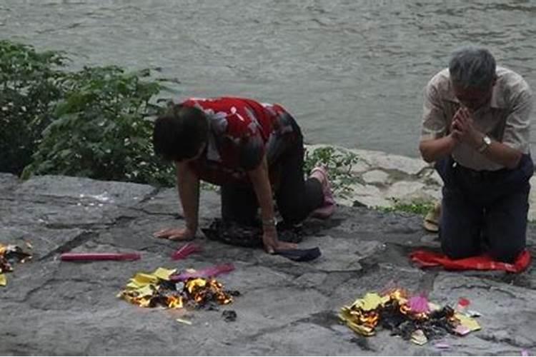 鬼节给孩子烧纸