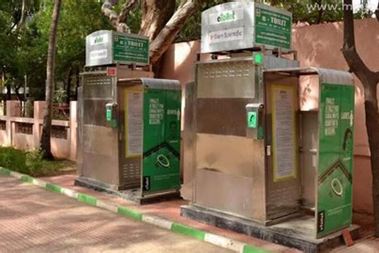 梦见厕所堵了通厕所