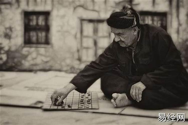 梦见死去的外公是什么征兆呢？