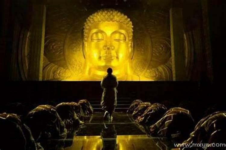 梦见邻居男人到我家找事要钱