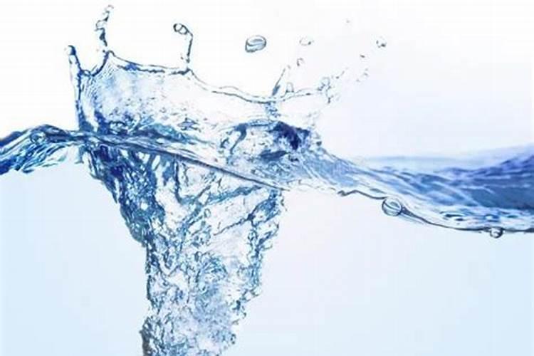 梦到关于水的梦是什么预兆？