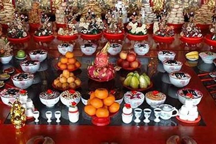 除夕上供还是正月初一？