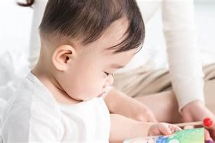 梦到孩子尿裤子是什么意思？